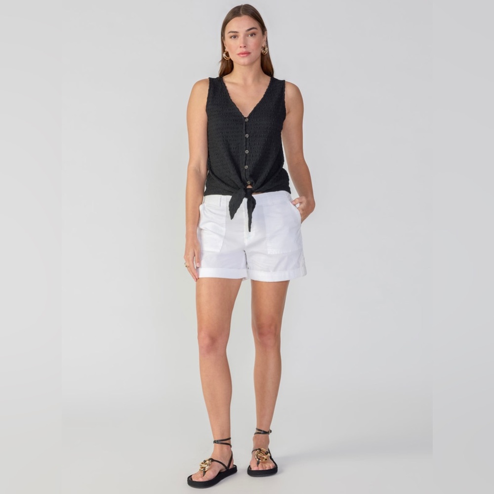 NWT Sanctuary Switchback Cargo Rolled Cuff Shorts Brilliant White Size 30